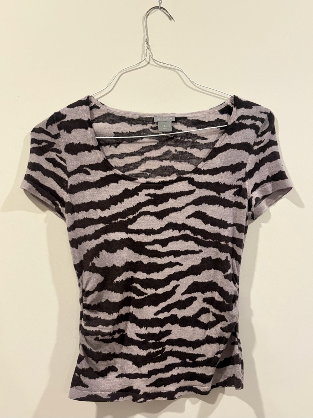 Anne Klein Black and Gray Zebra-Stripe Scoop Neck Tee